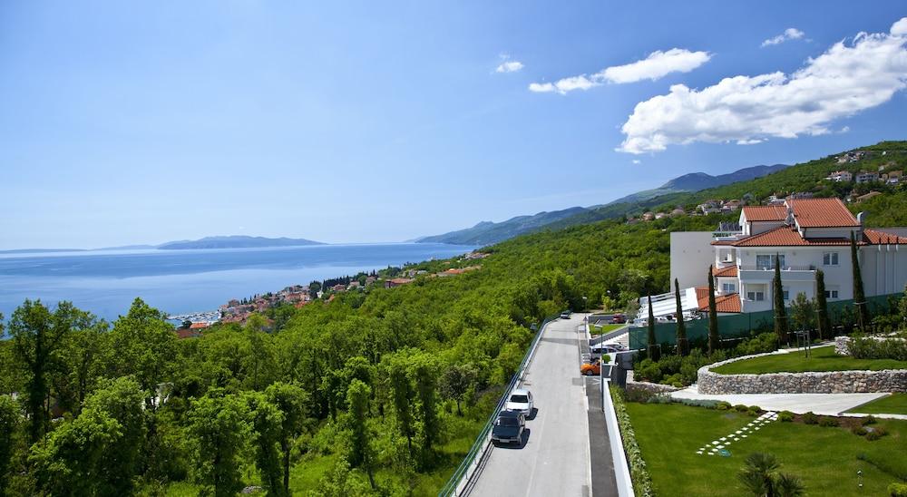 Hotel Laurus - Liburnia Opatija Exterior foto